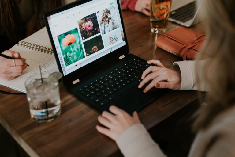 Dyskryminacja w internecie – jak sobie z nią radzić?