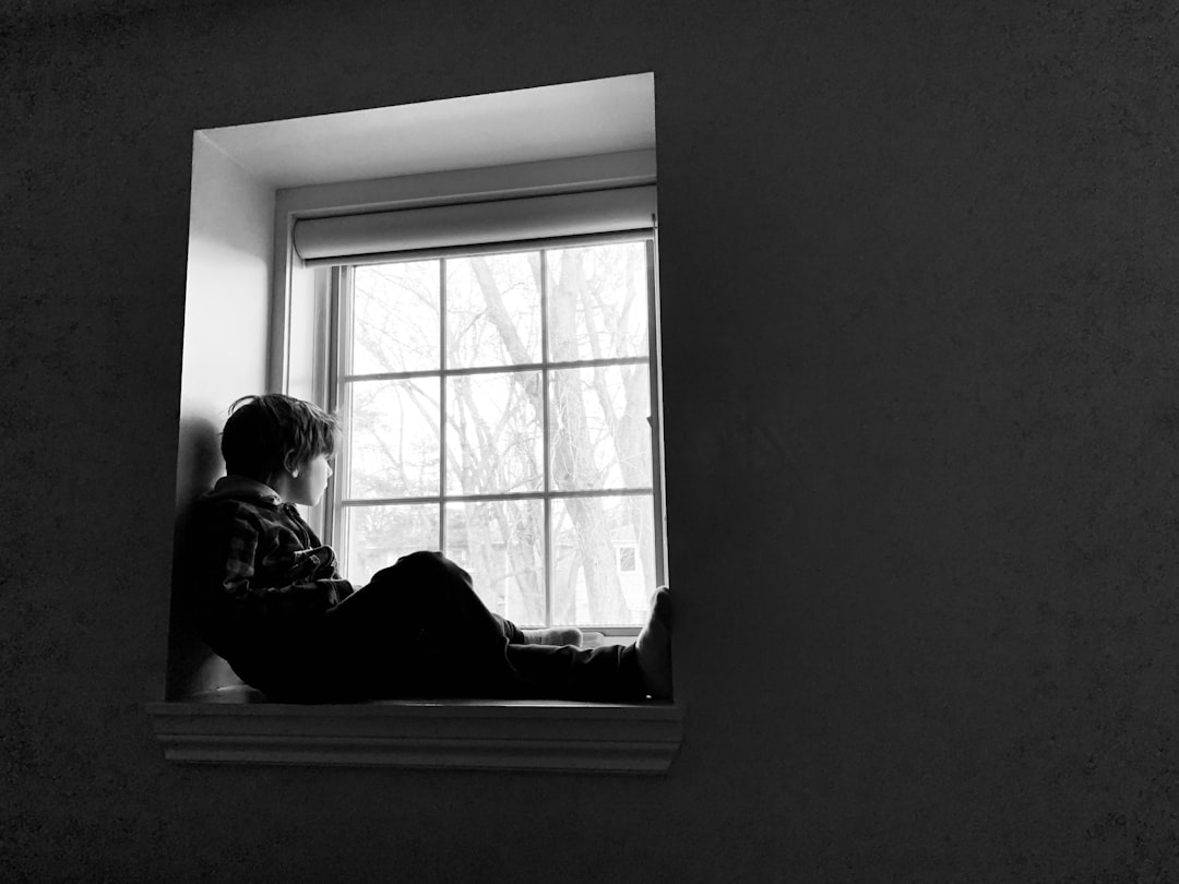 Jak radzić sobie z psychicznymi konsekwencjami doświadczonego molestowania